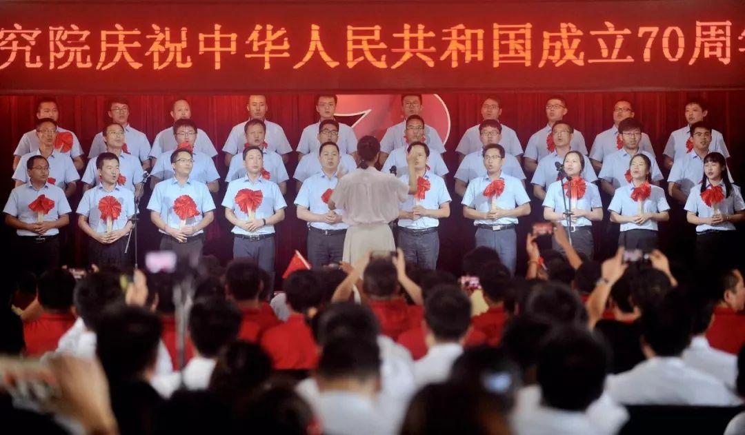 小汽车的太空梦